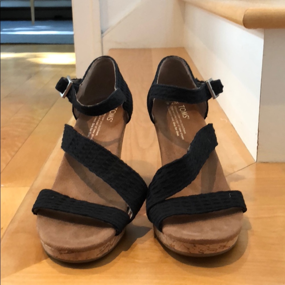 Toms new wedges